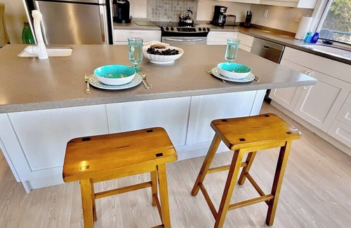 Broadkill Beach House | ON THE BEACH. PET-FRIENDLY. LINENS INCLUDED.