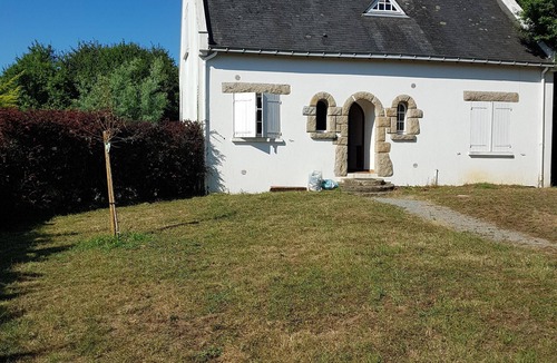 Penestin House | On the Breton coast, beaches and shops on foot.