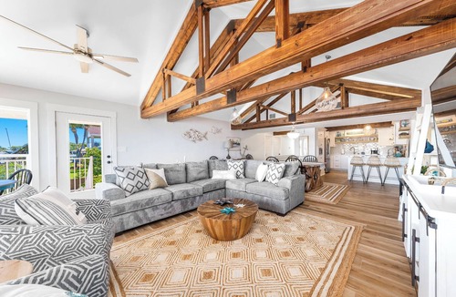 Ono Island House | On the Canal - Swimming Pool, Fireside Chats, Hammock Time & Waterfront Sunning