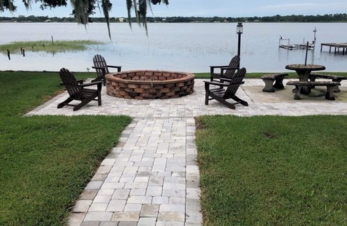 Winter Haven House | On The Chain Connected By Chain Of Lakes
