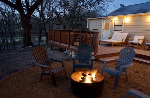 Leakey Cottage | On the Frio River