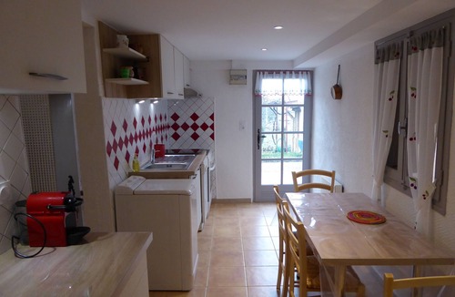 Ceret House | On the heights of Céret, house set in greenery with a lovely view.