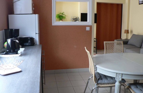Muzillac House | On the outskirts of the Moulin de Pen Mur site, comfortable self-contained accommodation.
