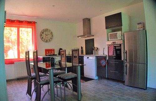 Saint-Denis-les-Rebais House | On the Route de Champ Colin