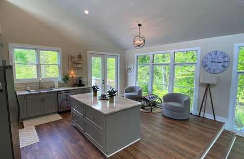 Cisco House | On the River Off the Grid: A Barndominium with River views!