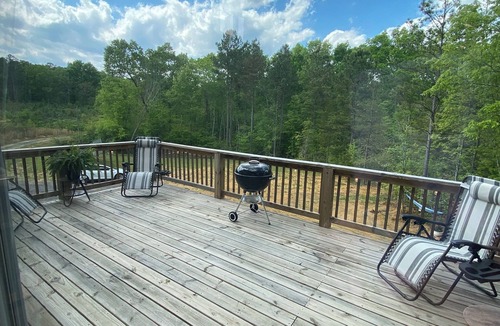 Cisco House | On the River Off the Grid: A Barndominium with River views!