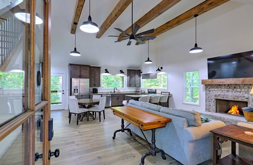 Dahlonega Cabin | On the River with Arcade, Firepit & Pet Friendly!