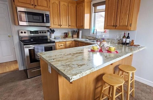 Twillingate House | On the Rocks Overlooking the Sea