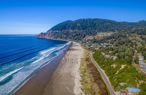 Manzanita House | On the Sand (MCA 198)