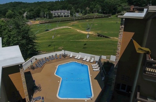 Mount Jackson Condo | On The Slopes (#221) | Ski Bike & Golf