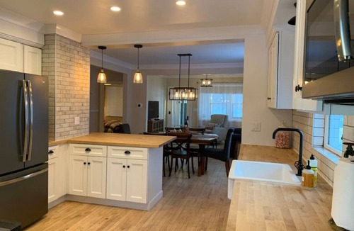 Ironwood House | On the Trail-Cedar Sauna & Close to Waterfalls/Trails/Lakes-Spring Getaway Value
