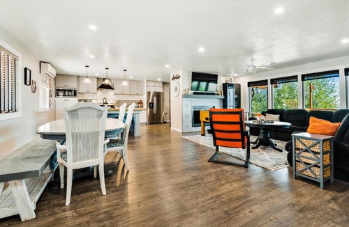 Fish Haven House | On the Waterfront