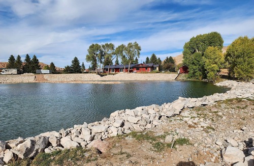 Dubois House | On the Wind River for, snowmobiling, fishing, hiking, rafting, 4-wheeling