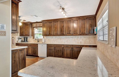 Hemphill House | On Toledo Time, Hemphill. TX