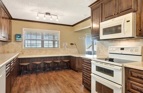 Hemphill House | On Toledo Time, Hemphill. TX