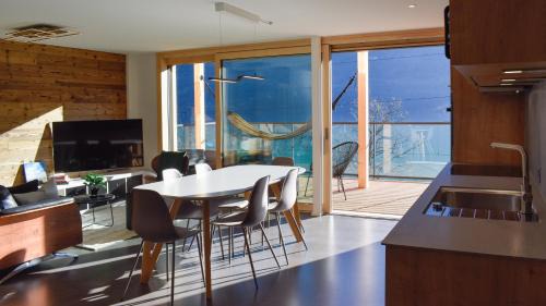 Niederried bei Interlaken Apartment | ONA Stay - moderne, grosse Wohnung mit bester Sicht