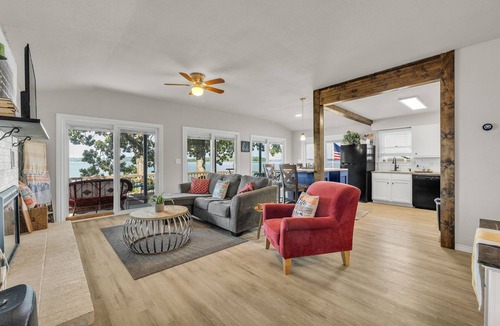 Checotah House | Onapa Oasis