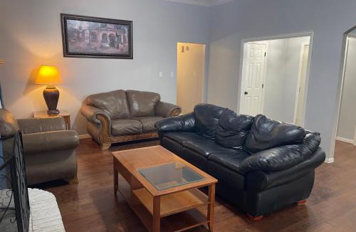 New Hope House | One acre family retreat near downtown Mckinney