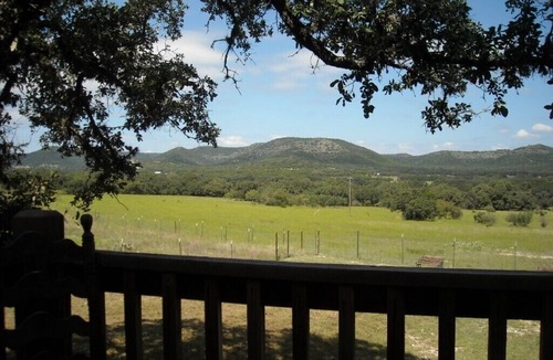 Rio Frio House | One and a half miles from the Frio River! The stars at night are big and bright!