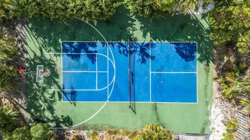 Fort Lauderdale House | One and Only Villa Monster Pickleball Jacuzzi Pool