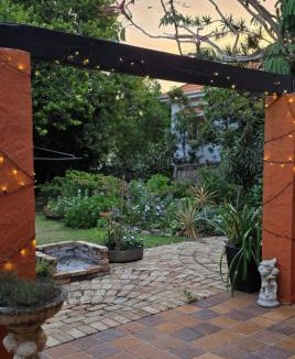 Clayfield Apartment | One Bdrm Garden & Piano Apt