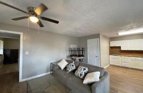 Lawton Apartment | One Bed 1 Bath with Full Kitchen near Fort Sill