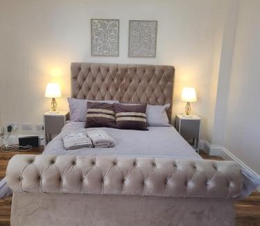 Rochford Apartment | One Bed and Bath in Rochford