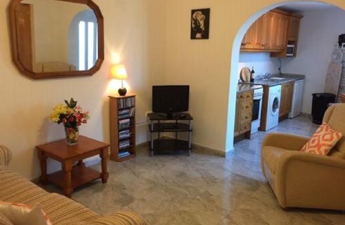 Alcalali Apartment | One Bed Apartment overlooking Jalon Valley, Costa Blanca