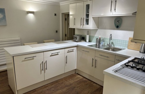 Exeter Apartment | One bed cosy flat short walk to Exeter centre