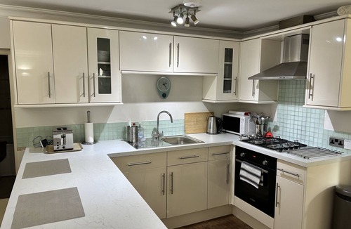 Exeter Apartment | One bed cosy flat short walk to Exeter centre