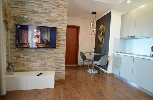 Starigrad Apartment | One bedroom apartment with terrace and sea view Starigrad (Paklenica) (A-16421-b)