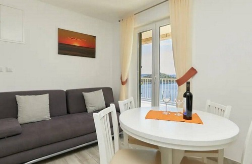 Sobra Apartment | One bedroom apartment near beach Sobra, Mljet (A-22327-c)