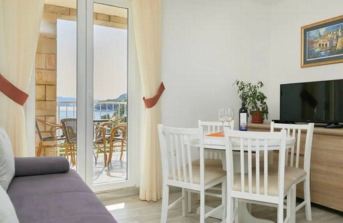 Sobra Apartment | One bedroom apartment near beach Sobra, Mljet (A-22327-c)