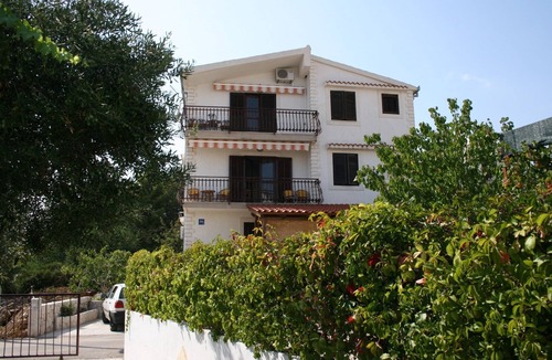Okrug Gornji Apartment | One bedroom apartment with terrace Rastići, Čiovo (A-2794-a)