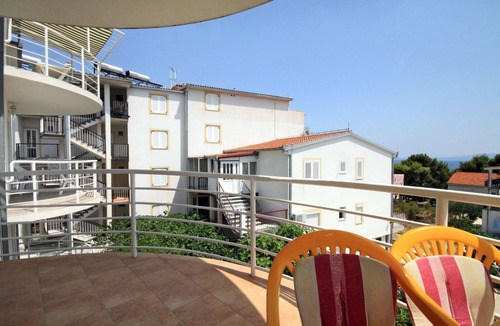 Okrug Gornji Apartment | One bedroom apartment with balcony and sea view Rastići, Čiovo (A-6863-c)