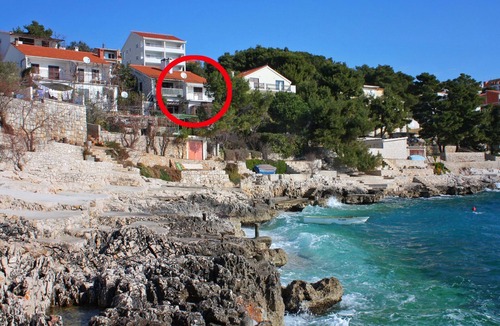 Okrug Gornji Apartment | One bedroom apartment near beach Rastići, Čiovo (A-9470-b)