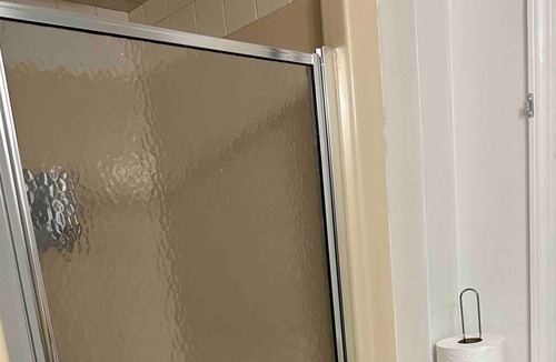 Hillsborough Apartment | One Bedroom Apartment