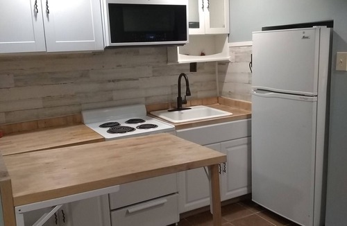 Olney-Oak Lane Apartment | One Bedroom Apartment JUST RIghT !