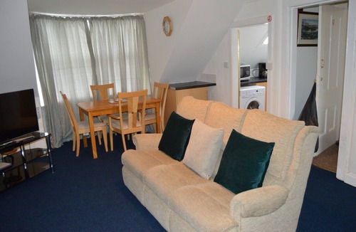 Dunfermline Apartment | One-bedroom apartment in Dunfermline