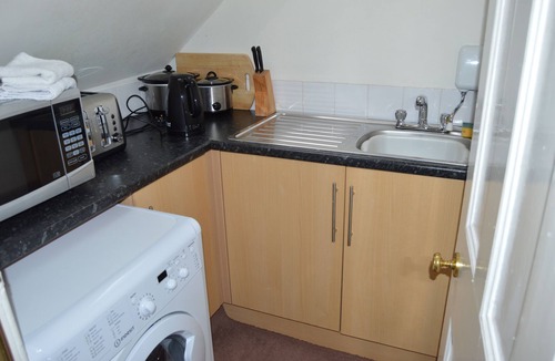 Dunfermline Apartment | One-bedroom apartment in Dunfermline