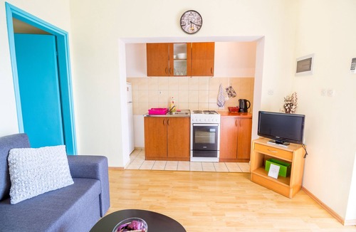 Putnikovic Apartment | One bedroom apartment near beach Žuronja, Pelješac (A-10134-c)