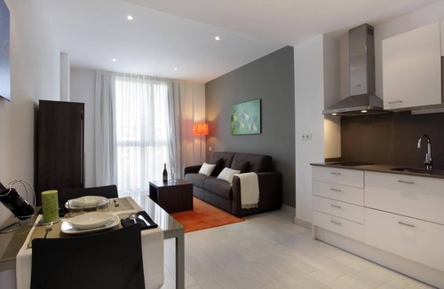 Les Corts Apartment | One-bedroom apartment for 4 on the 3rd floor
