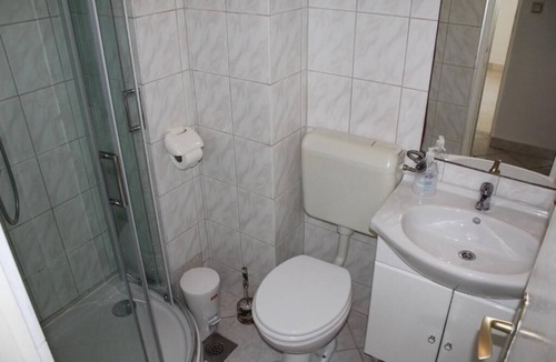 Primosten Apartment | One-bedroom apartment with terrace