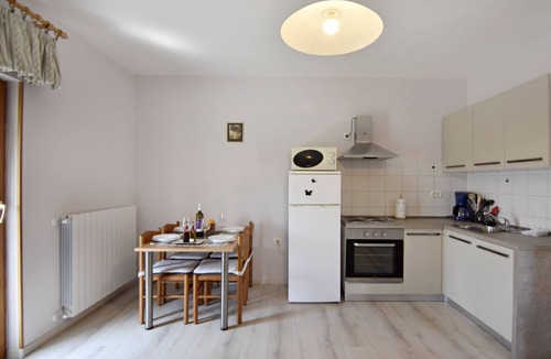 Savudrija Apartment | One bedroom apartment with balcony Bašanija, Umag (A-20522-a)