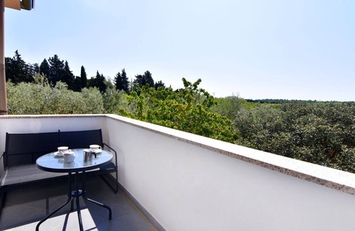 Savudrija Apartment | One bedroom apartment with balcony Bašanija, Umag (A-20522-a)