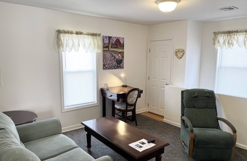 Shrewsbury Apartment | One Bedroom Apartment with Separate Bunk Bed Area