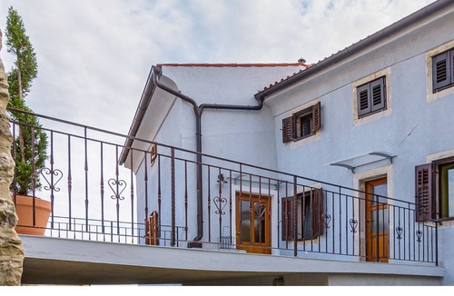 Pican Other | One-bedroom apartment A1 with shared pool in Central Istria