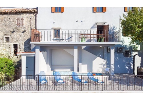 Pican Other | One-bedroom apartment A3 with shared pool in Central Istria