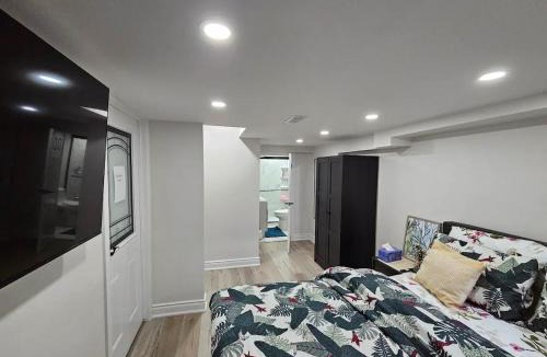Ajax Apartment | One Bedroom Apartment