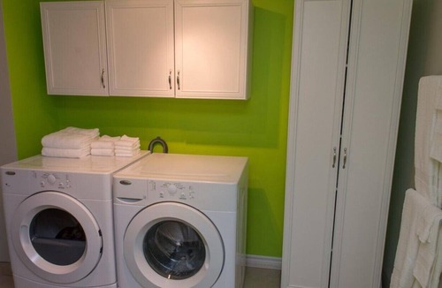 Jonquiere House | One bedroom apartment with balcony